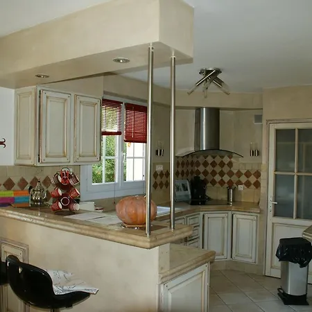 Villa Detached With Enclosed Beautiful Garden